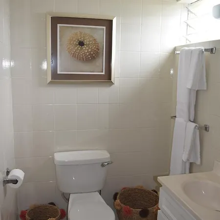 Golden View Apartment Saint James Exterior foto